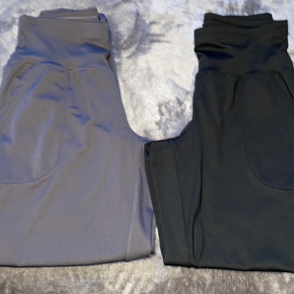 Black Sports Wear Leggings Size Medium - Picture 2 of 5